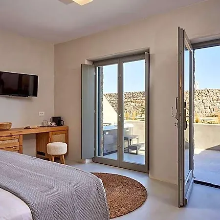 Ionic Hotel